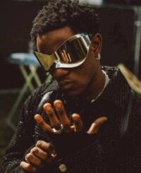 Victony Captivates London Audience with Stunning Performance of Everything