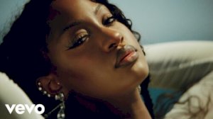 Tems Makes History: Only 2nd Nigerian Artist on Apple Musics All-Time Top 500