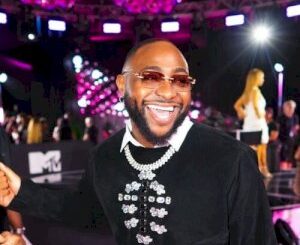 Day 1 Fire: Davido Performs Sensational & Kante at Afro Nation Portugal