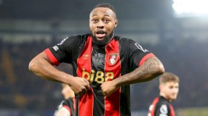 Bournemouth Star, Antoine Semenyo & Partner Dance to Fidos Joy Is Coming
